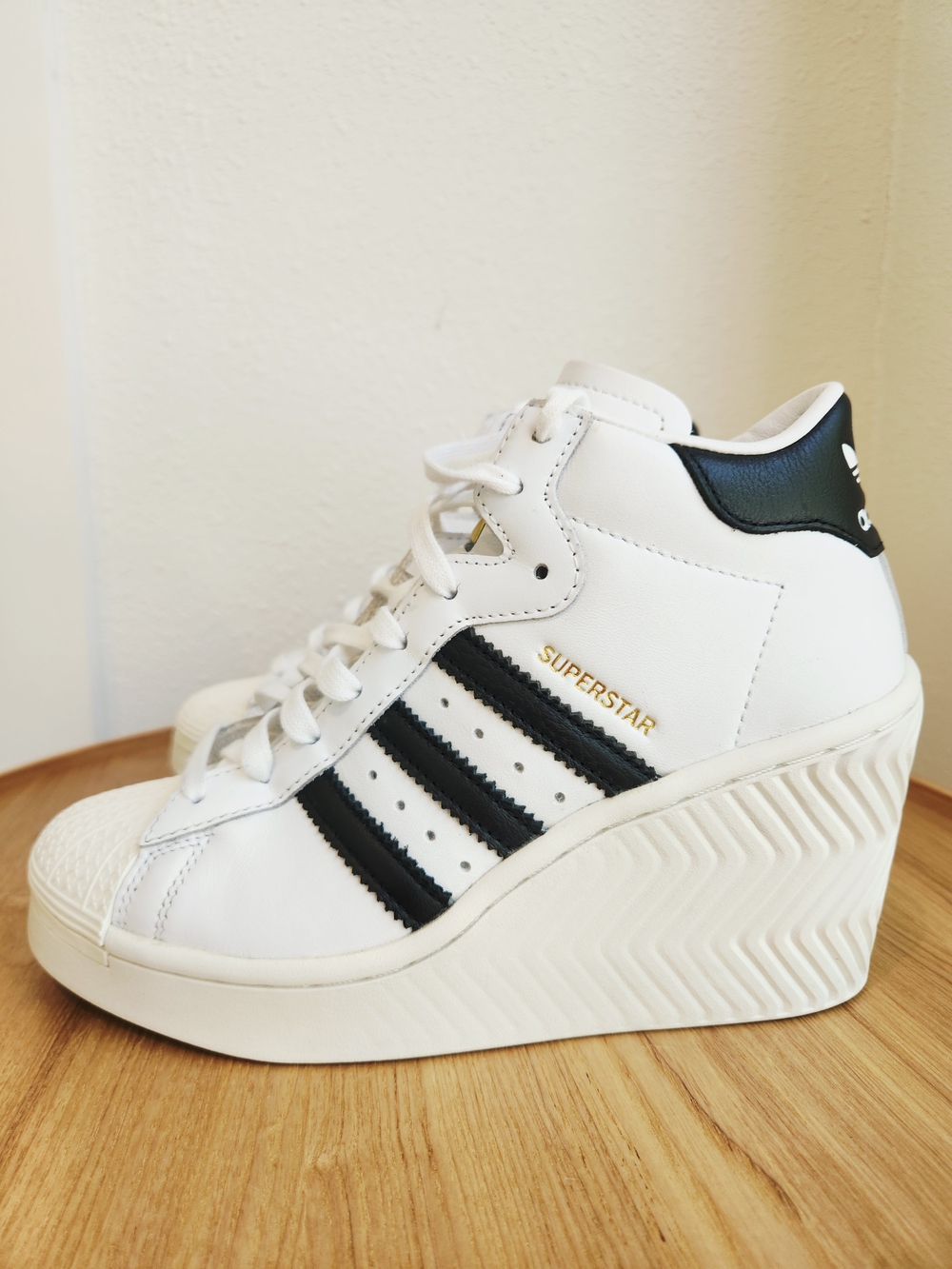 RARE Size 6 adidas Superstar Ellure Shoe Sneaker FW0102 Wedge Heel 2.25" NWOT - Picture 2 of 13